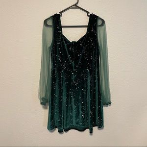 Green Velvet Long Sleeve Dress